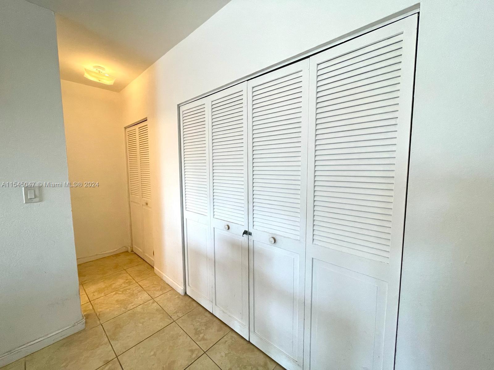 500 Bayview Dr, Sunny Isles Beach, FL, 33160 United States, 1 Bedroom Bedrooms, ,1 BathroomBathrooms,Residential,For Sale,Bayview Dr,A11545047