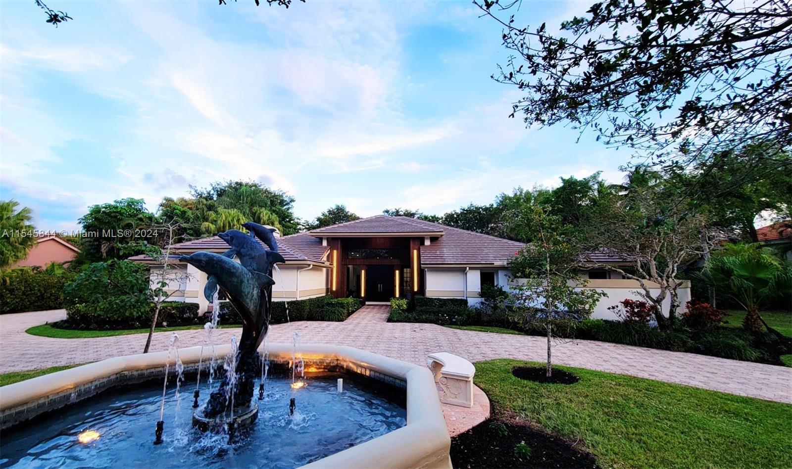 7700 S Woodridge Dr, Parkland, Florida 33067, 5 Bedrooms Bedrooms, ,7 BathroomsBathrooms,Residential,For Sale,7700 S Woodridge Dr,A11545844