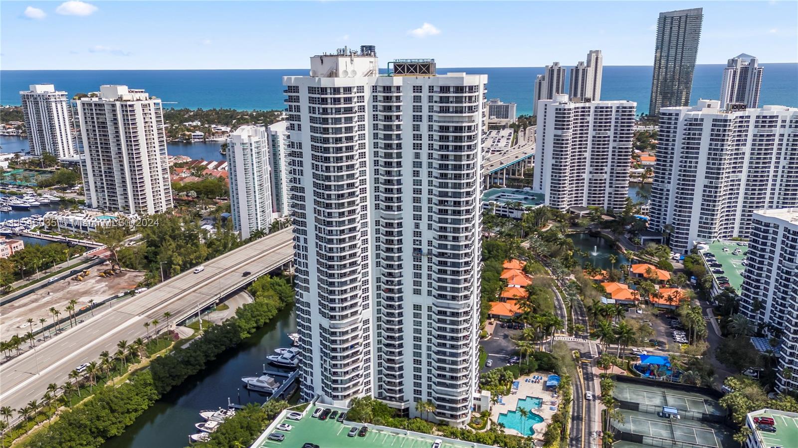 3500 Mystic Pointe Dr 801, Aventura, Florida 33180, 3 Bedrooms Bedrooms, ,3 BathroomsBathrooms,Residentiallease,For Rent,3500 Mystic Pointe Dr 801,A11546035