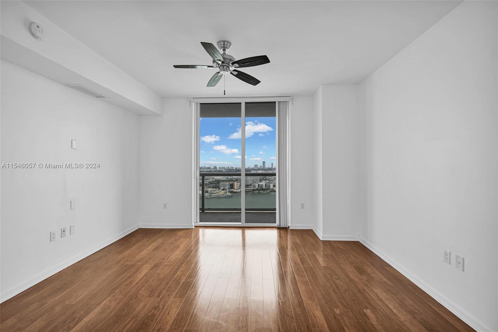 50 Biscayne Blvd 3802, Miami, Florida 33132, 3 Bedrooms Bedrooms, ,2 BathroomsBathrooms,Residentiallease,For Rent,50 Biscayne Blvd 3802,A11546057