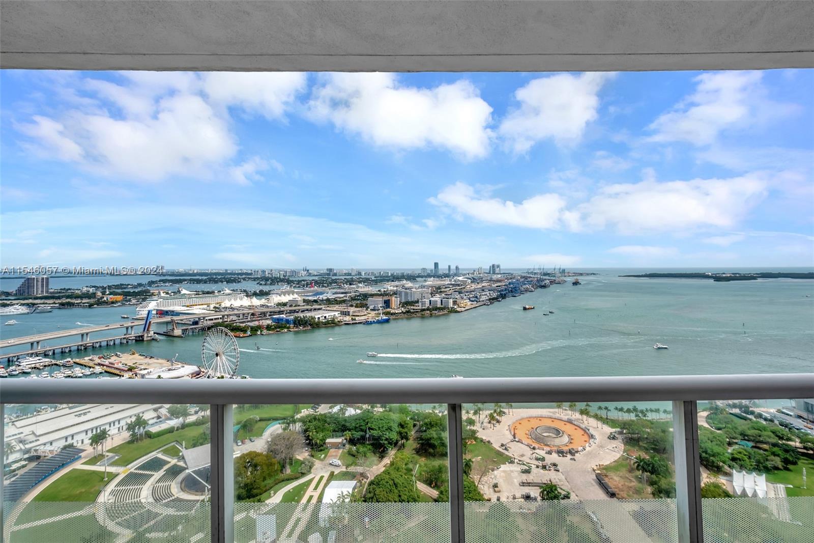 50 Biscayne Blvd 3802, Miami, Florida 33132, 3 Bedrooms Bedrooms, ,2 BathroomsBathrooms,Residentiallease,For Rent,50 Biscayne Blvd 3802,A11546057