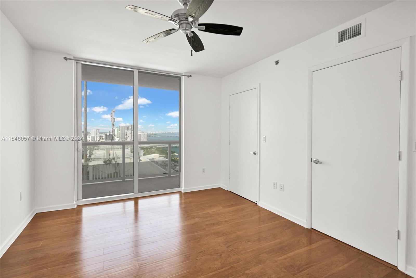 50 Biscayne Blvd 3802, Miami, Florida 33132, 3 Bedrooms Bedrooms, ,2 BathroomsBathrooms,Residentiallease,For Rent,50 Biscayne Blvd 3802,A11546057