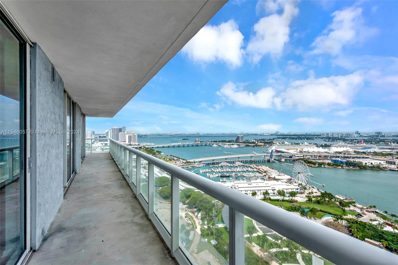50 Biscayne Blvd 3802, Miami, Florida 33132, 3 Bedrooms Bedrooms, ,2 BathroomsBathrooms,Residentiallease,For Rent,50 Biscayne Blvd 3802,A11546057