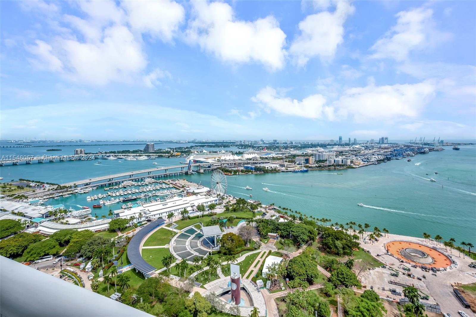 50 Biscayne Blvd 3802, Miami, Florida 33132, 3 Bedrooms Bedrooms, ,2 BathroomsBathrooms,Residentiallease,For Rent,50 Biscayne Blvd 3802,A11546057