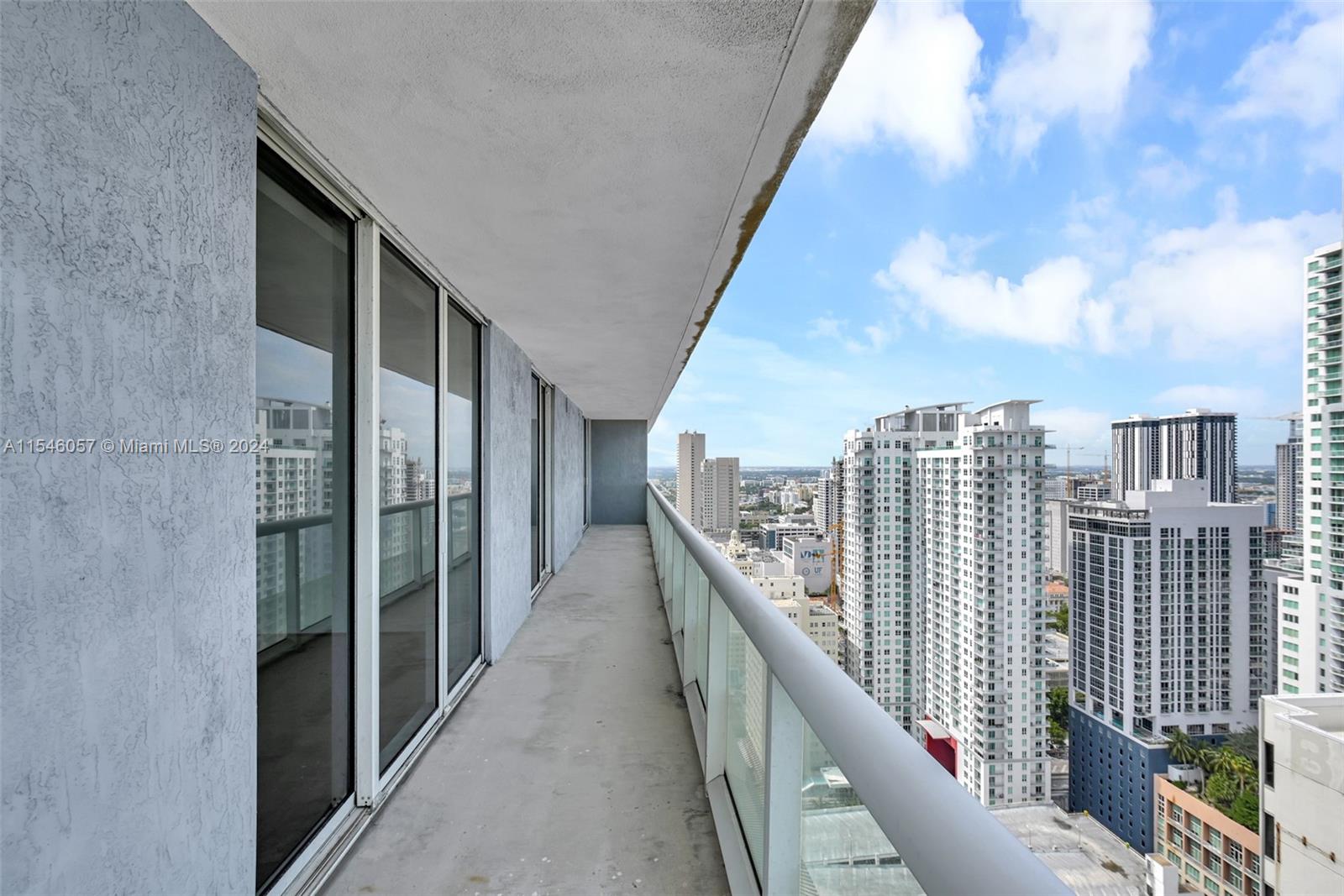 50 Biscayne Blvd 3802, Miami, Florida 33132, 3 Bedrooms Bedrooms, ,2 BathroomsBathrooms,Residentiallease,For Rent,50 Biscayne Blvd 3802,A11546057