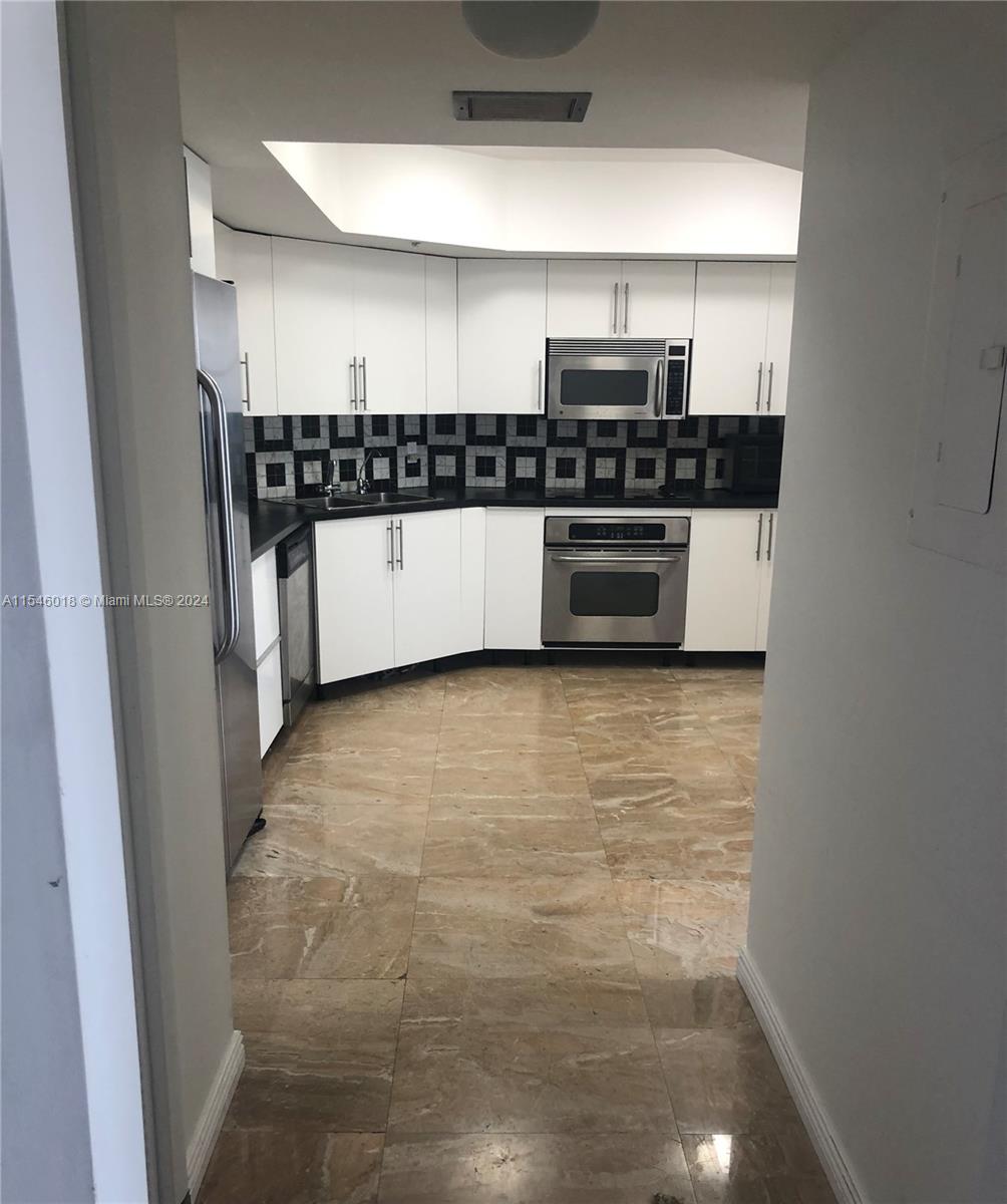 300 Three Islands Blvd 520, Hallandale Beach, Florida 33009, 2 Bedrooms Bedrooms, ,1 BathroomBathrooms,Residential,For Sale,300 Three Islands Blvd 520,A11546018