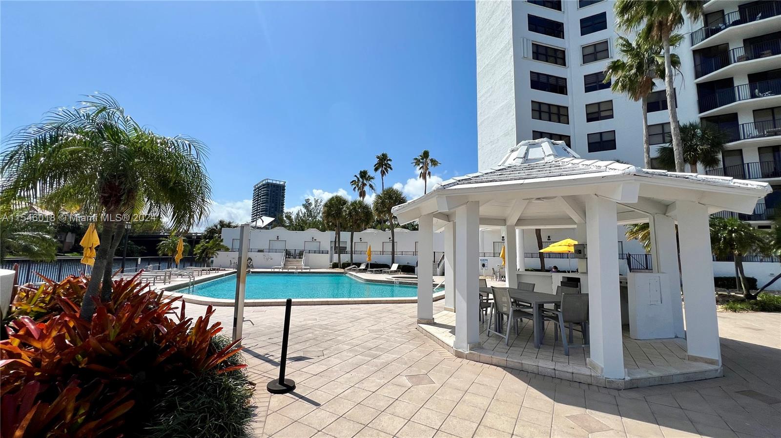 300 Three Islands Blvd 520, Hallandale Beach, Florida 33009, 2 Bedrooms Bedrooms, ,1 BathroomBathrooms,Residential,For Sale,300 Three Islands Blvd 520,A11546018