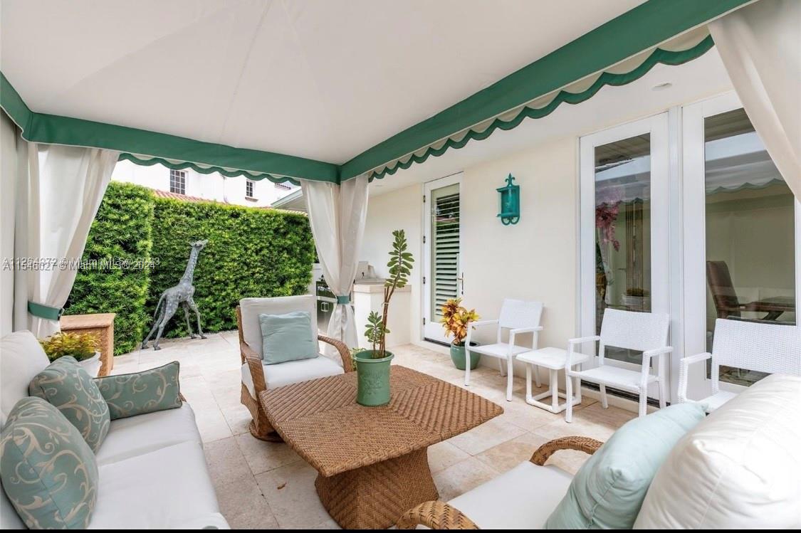 55 Lagorce Cir, Miami Beach, Florida 33141, 4 Bedrooms Bedrooms, ,5 BathroomsBathrooms,Residentiallease,For Rent,55 Lagorce Cir,A11546027