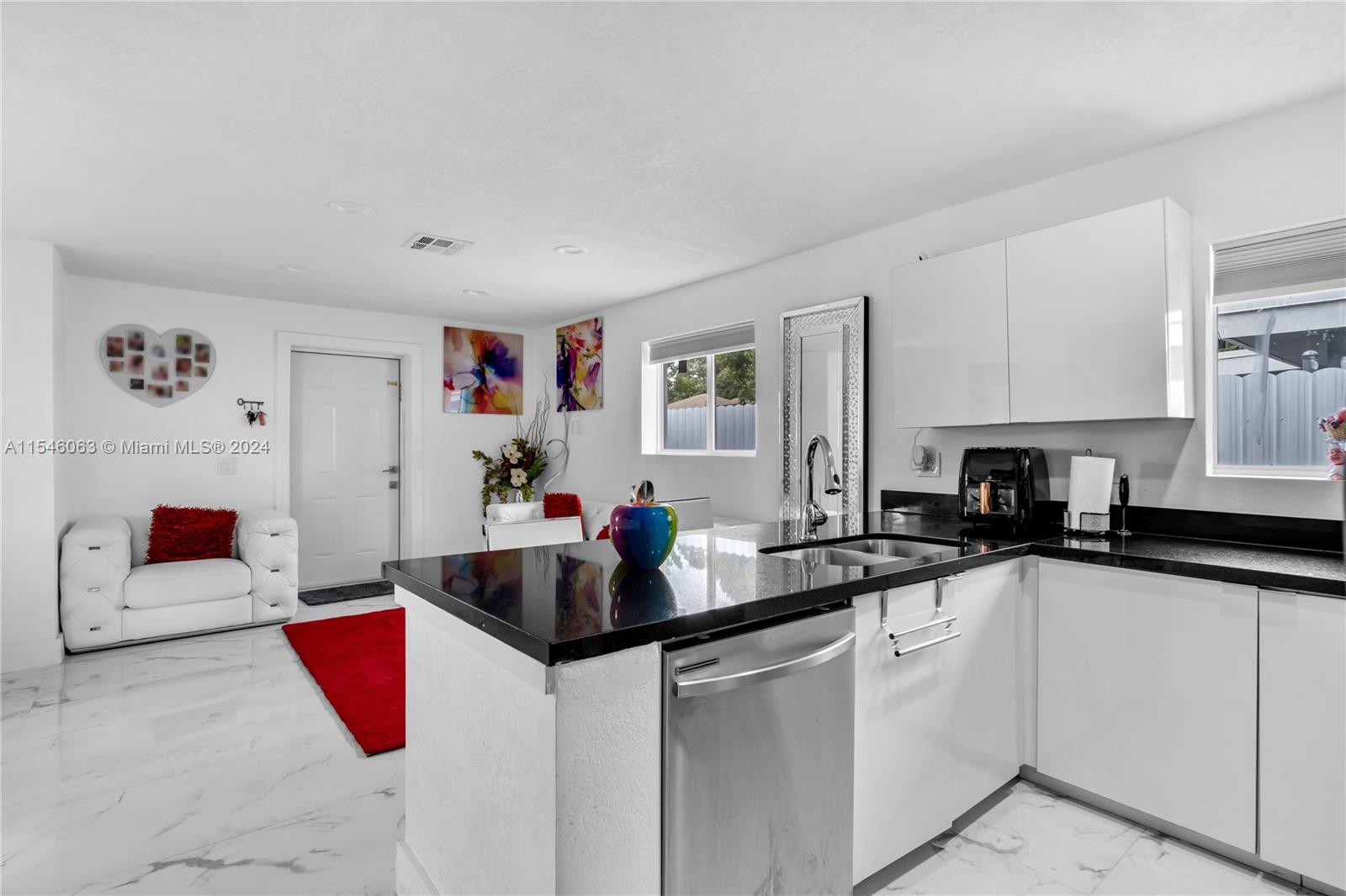 2911 7th Ct, Fort Lauderdale, FL, 33311 United States, 4 Bedrooms Bedrooms, ,2 BathroomsBathrooms,Residential,For Sale,7th Ct,A11546063