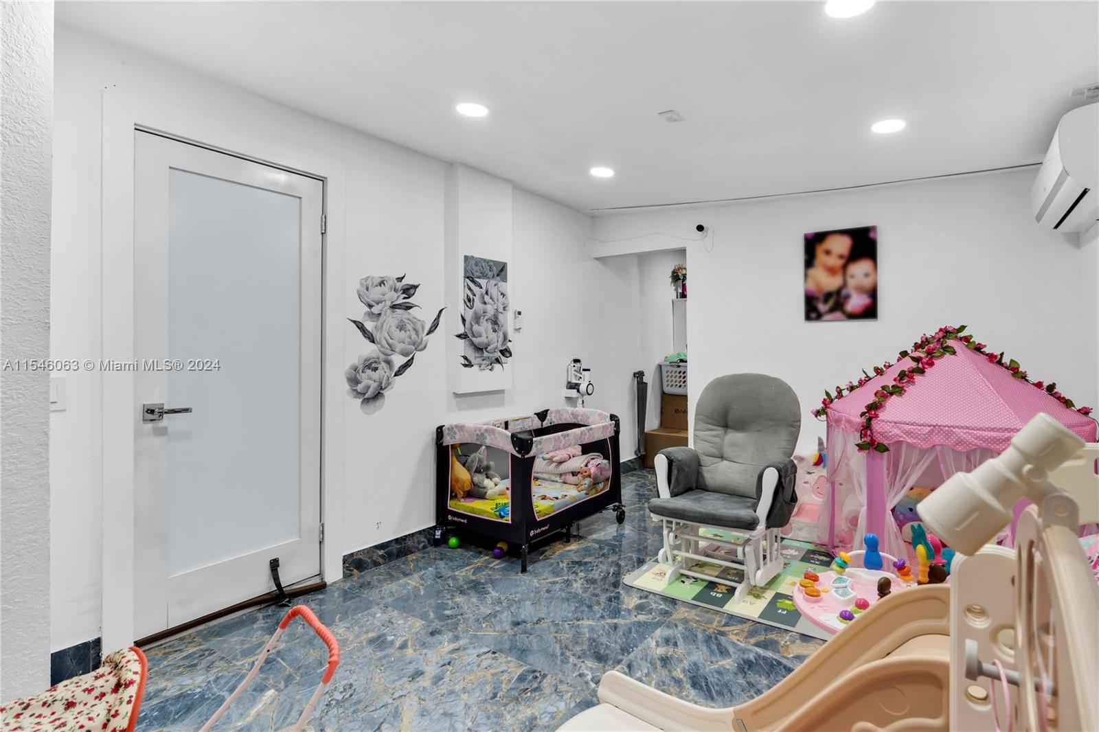 2911 7th Ct, Fort Lauderdale, FL, 33311 United States, 4 Bedrooms Bedrooms, ,2 BathroomsBathrooms,Residential,For Sale,7th Ct,A11546063