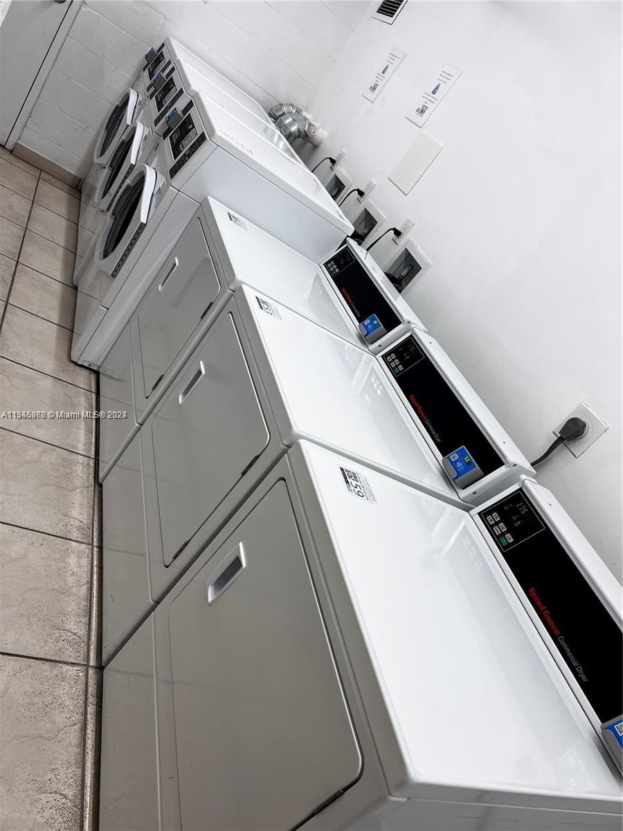 1000 Parkview Dr 807, Hallandale Beach, Florida 33009, 2 Bedrooms Bedrooms, ,2 BathroomsBathrooms,Residentiallease,For Rent,1000 Parkview Dr 807,A11546062