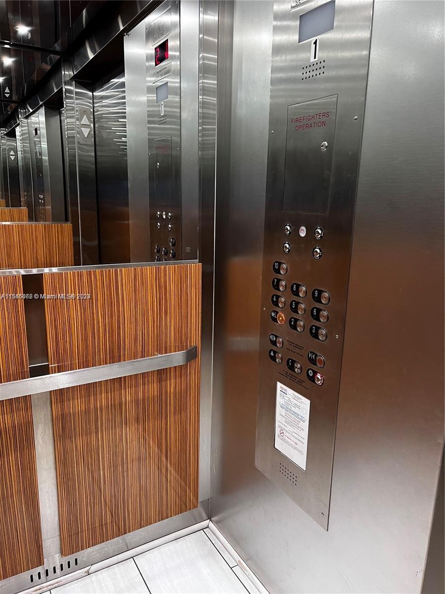 1000 Parkview Dr 807, Hallandale Beach, Florida 33009, 2 Bedrooms Bedrooms, ,2 BathroomsBathrooms,Residentiallease,For Rent,1000 Parkview Dr 807,A11546062