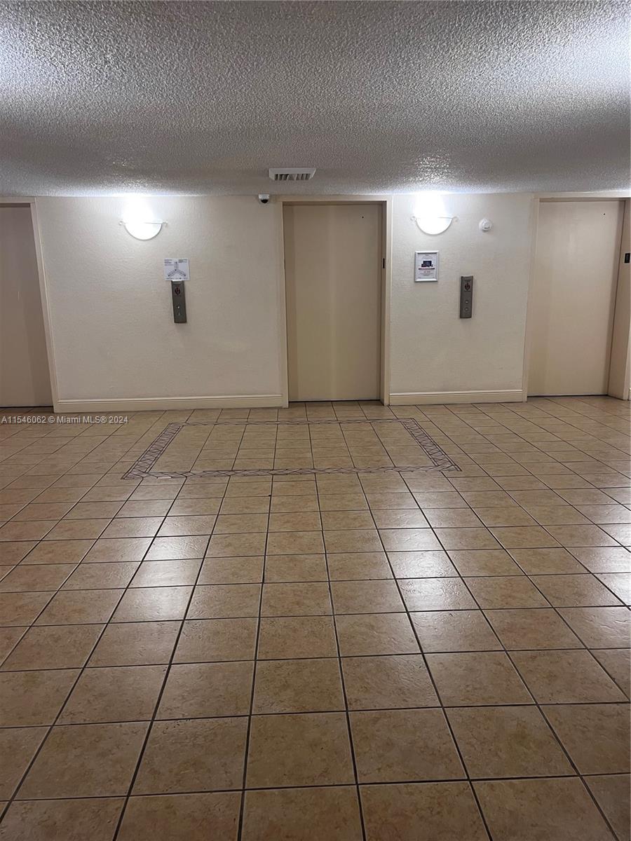 1000 Parkview Dr 807, Hallandale Beach, Florida 33009, 2 Bedrooms Bedrooms, ,2 BathroomsBathrooms,Residentiallease,For Rent,1000 Parkview Dr 807,A11546062