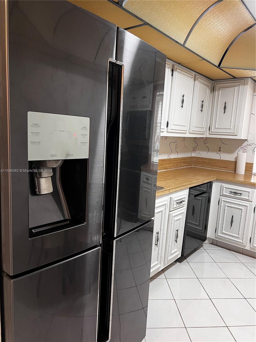 1000 Parkview Dr 807, Hallandale Beach, Florida 33009, 2 Bedrooms Bedrooms, ,2 BathroomsBathrooms,Residentiallease,For Rent,1000 Parkview Dr 807,A11546062