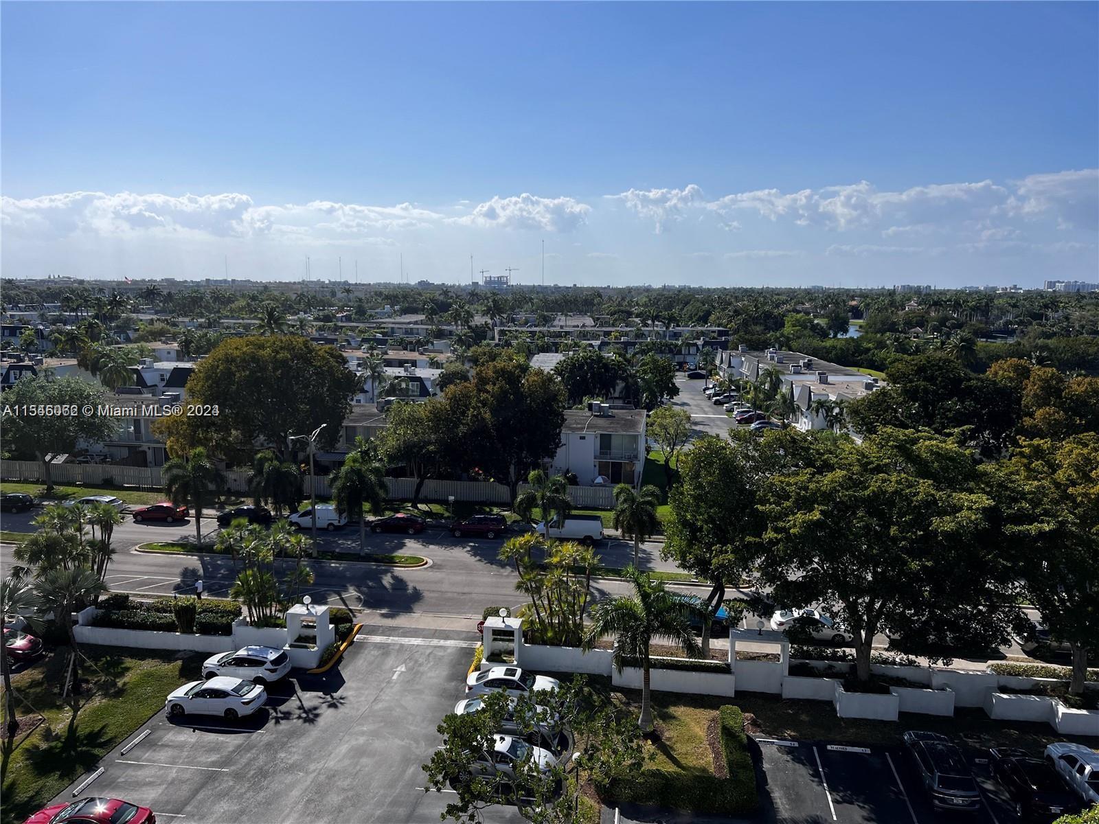 1000 Parkview Dr 807, Hallandale Beach, Florida 33009, 2 Bedrooms Bedrooms, ,2 BathroomsBathrooms,Residentiallease,For Rent,1000 Parkview Dr 807,A11546062