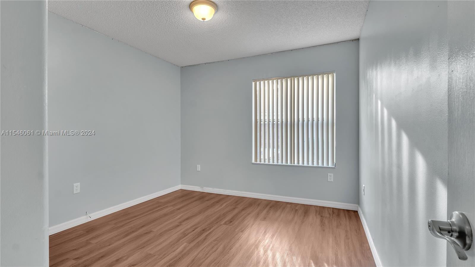 Listing Photo 27