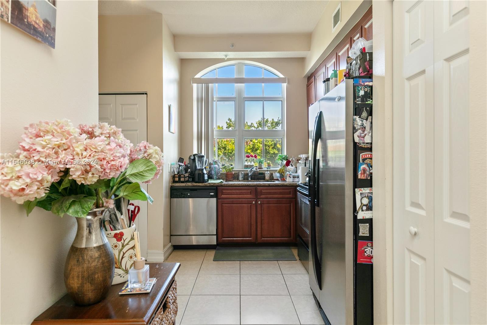 3001 NE 185th St 317, Aventura, Florida 33180, 3 Bedrooms Bedrooms, ,2 BathroomsBathrooms,Residential,For Sale,3001 NE 185th St 317,A11546038