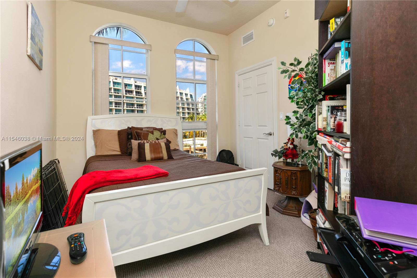 3001 NE 185th St 317, Aventura, Florida 33180, 3 Bedrooms Bedrooms, ,2 BathroomsBathrooms,Residential,For Sale,3001 NE 185th St 317,A11546038