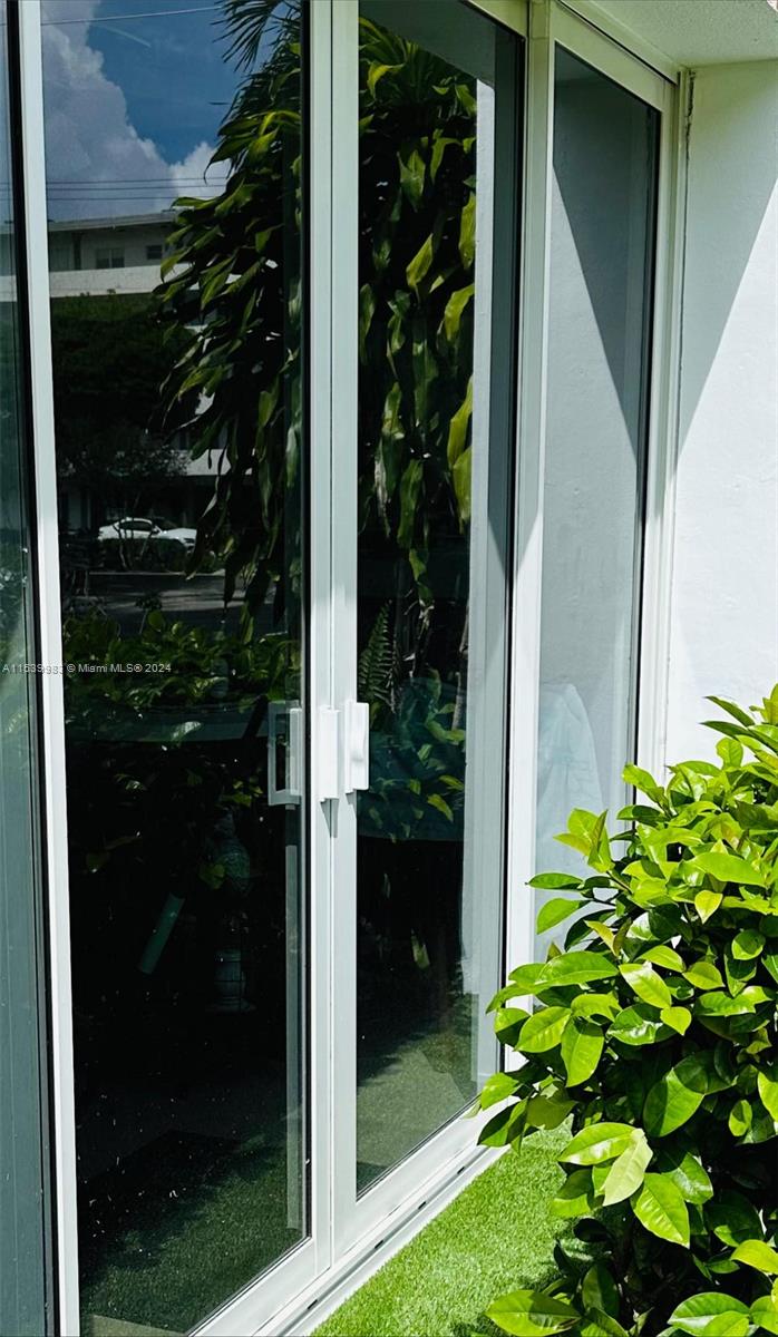 501 NE 14th Ave 104, Hallandale Beach, Florida 33009, 1 Bedroom Bedrooms, ,1 BathroomBathrooms,Residential,For Sale,501 NE 14th Ave 104,A11539983