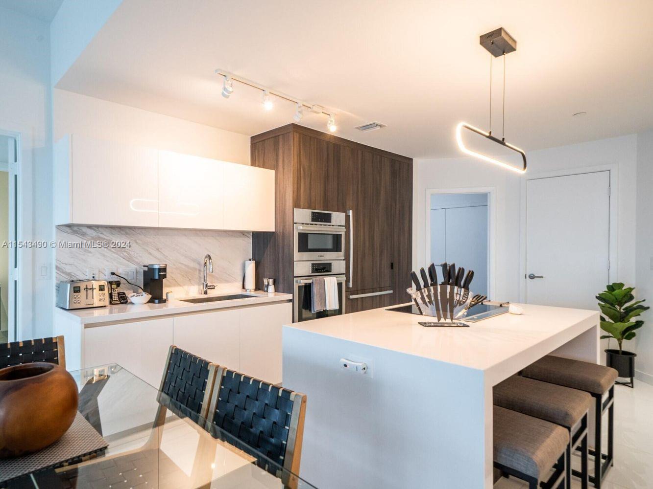 851 NE 1st Ave 1408, Miami, Florida 33132, 3 Bedrooms Bedrooms, ,3 BathroomsBathrooms,Residentiallease,For Rent,851 NE 1st Ave 1408,A11543490