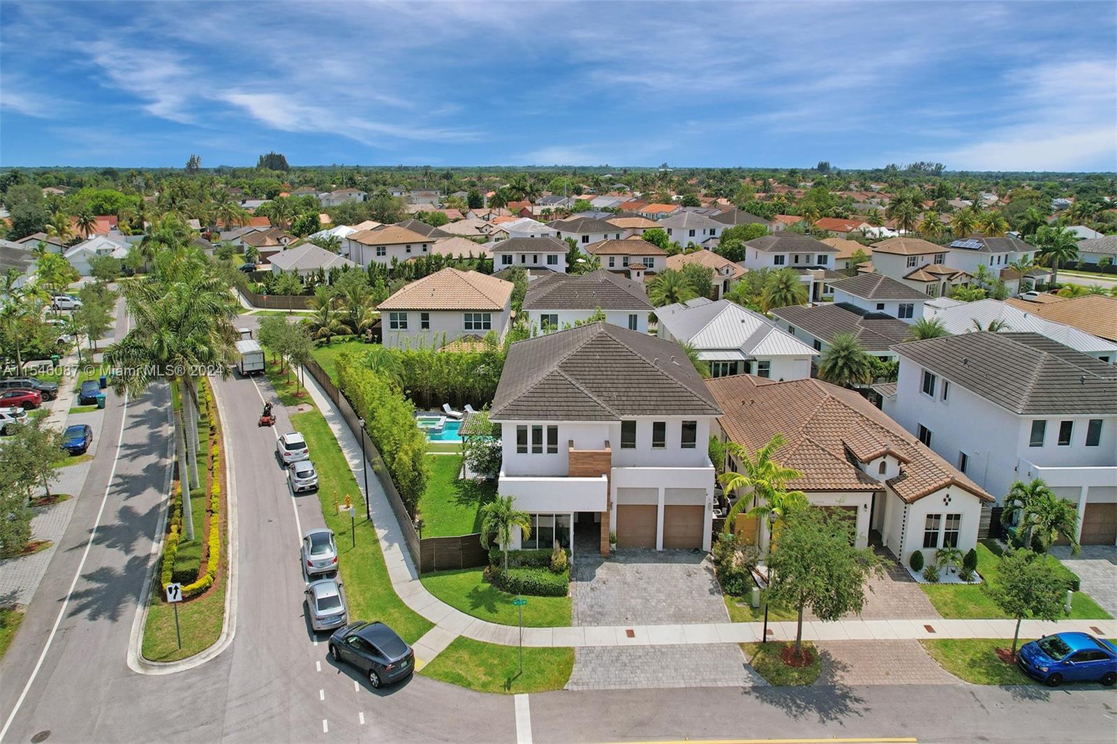 15020 SW 176th Ter ., Miami, Florida 33187, 5 Bedrooms Bedrooms, ,4 BathroomsBathrooms,Residentiallease,For Rent,15020 SW 176th Ter .,A11546087