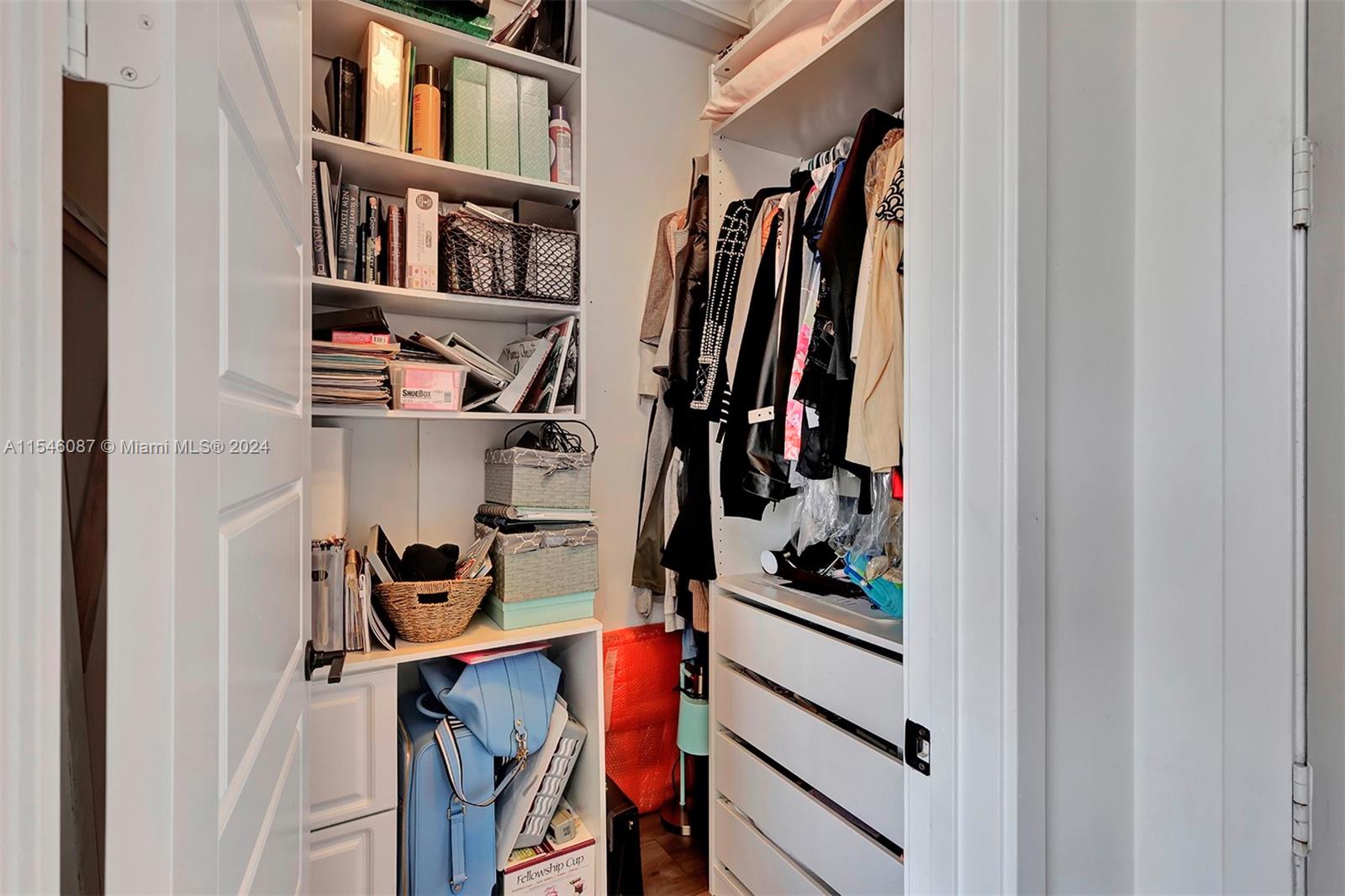 15020 SW 176th Ter ., Miami, Florida 33187, 5 Bedrooms Bedrooms, ,4 BathroomsBathrooms,Residentiallease,For Rent,15020 SW 176th Ter .,A11546087