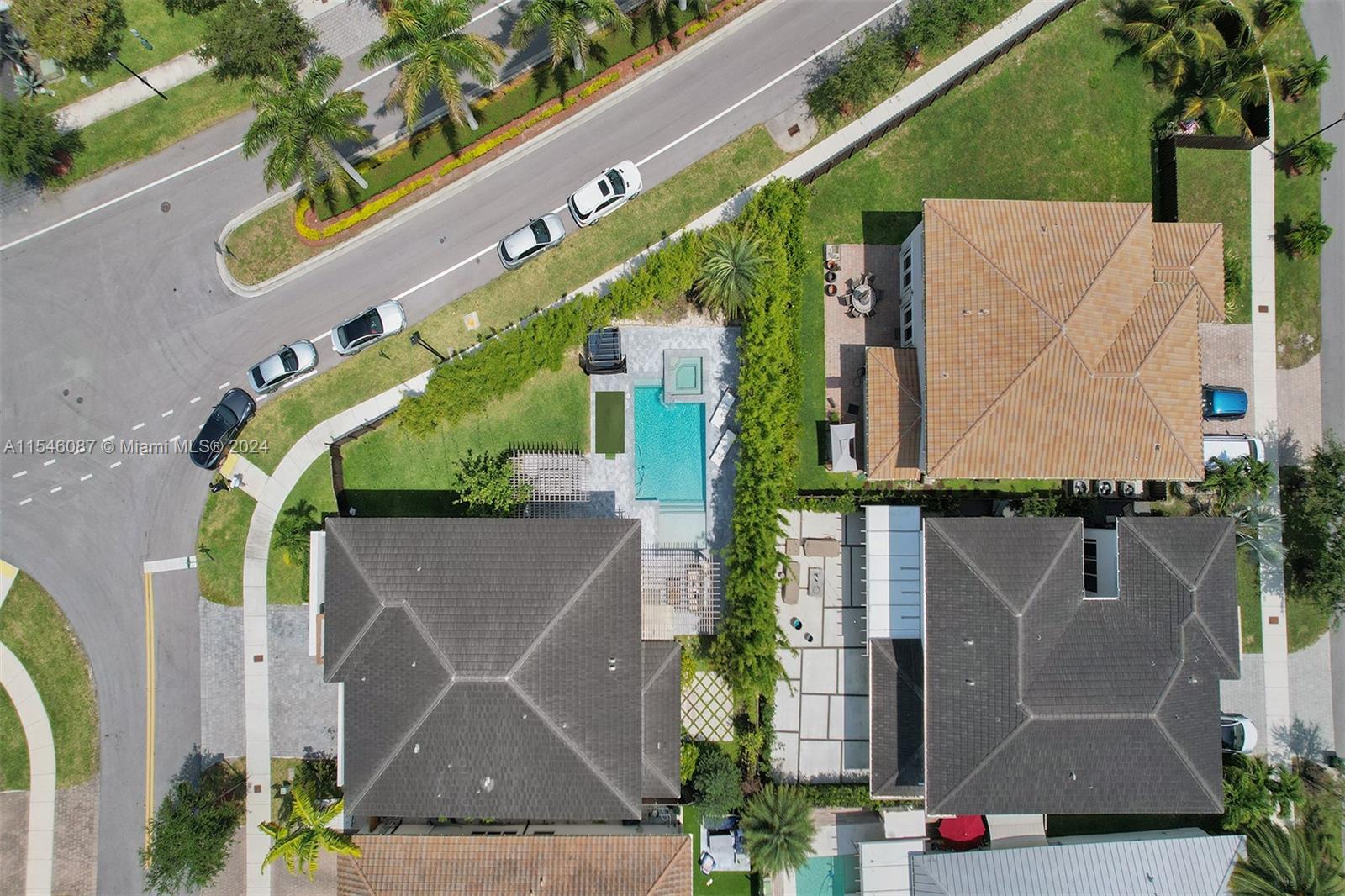 15020 SW 176th Ter ., Miami, Florida 33187, 5 Bedrooms Bedrooms, ,4 BathroomsBathrooms,Residentiallease,For Rent,15020 SW 176th Ter .,A11546087