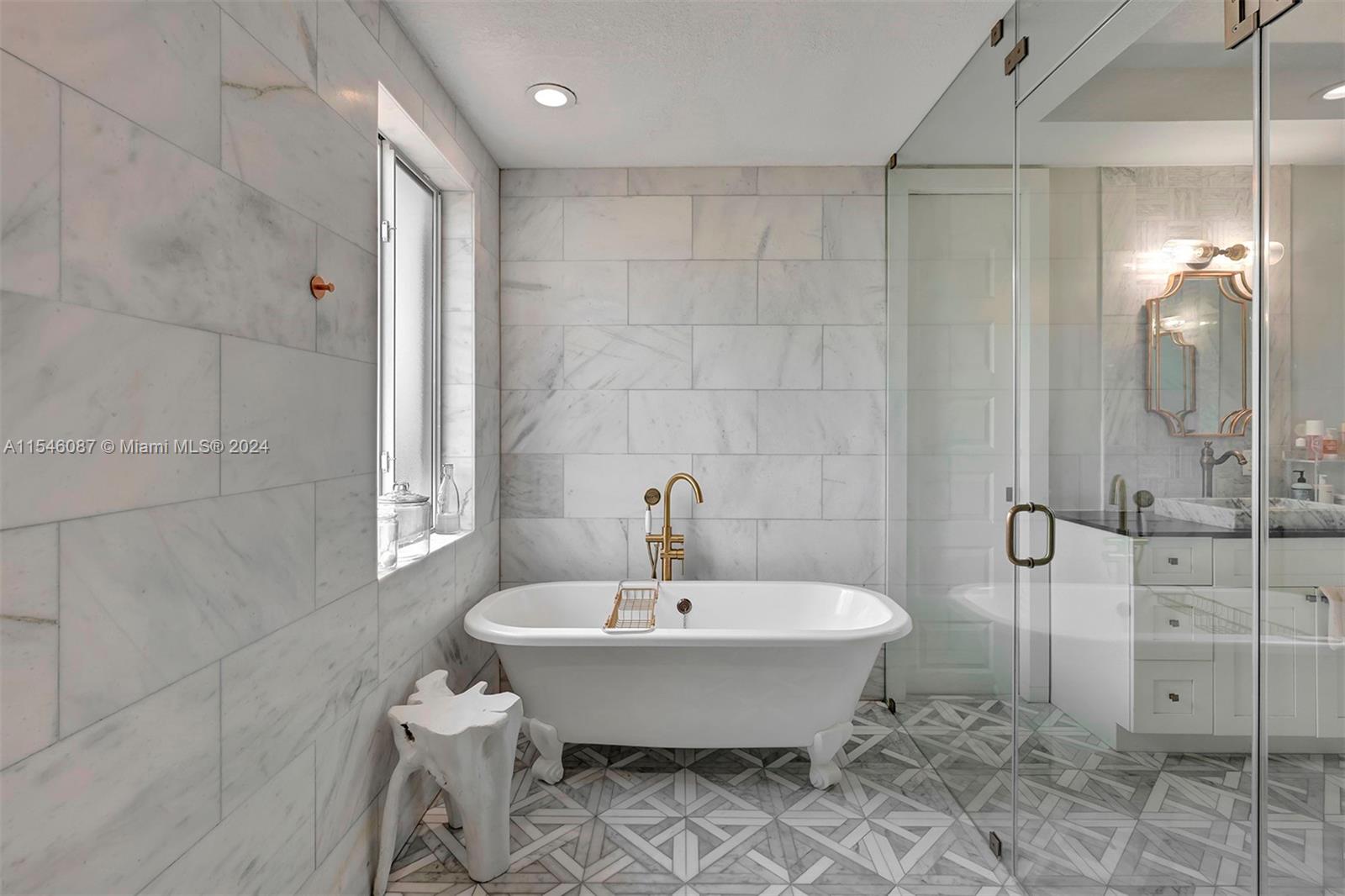 15020 SW 176th Ter ., Miami, Florida 33187, 5 Bedrooms Bedrooms, ,4 BathroomsBathrooms,Residentiallease,For Rent,15020 SW 176th Ter .,A11546087