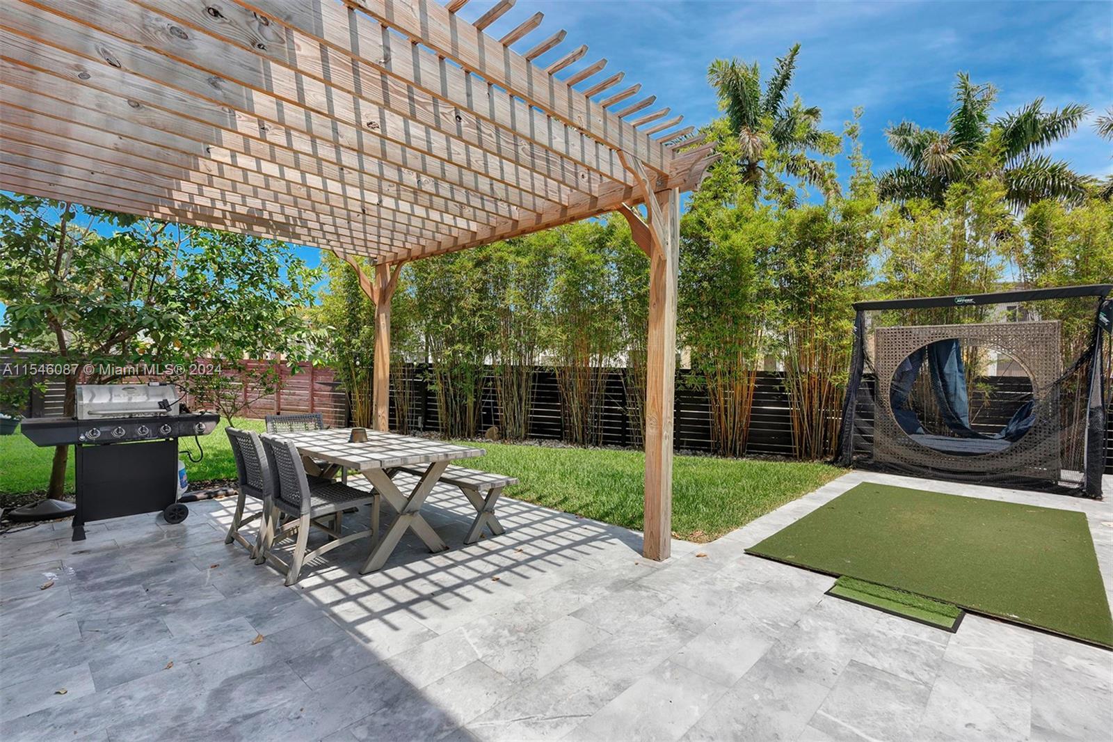 15020 SW 176th Ter ., Miami, Florida 33187, 5 Bedrooms Bedrooms, ,4 BathroomsBathrooms,Residentiallease,For Rent,15020 SW 176th Ter .,A11546087