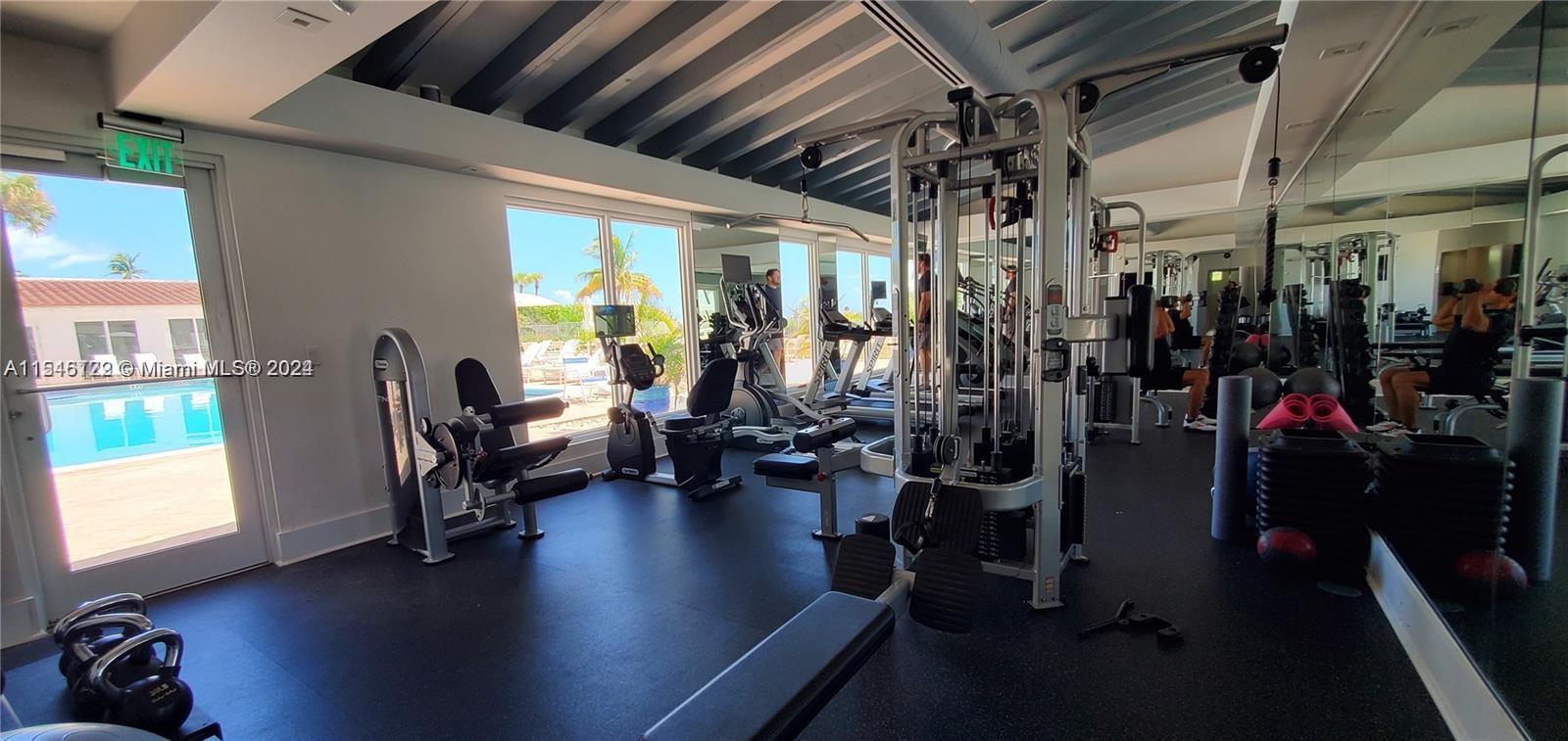 2457 Collins Ave 606, Miami Beach, Florida 33140, 2 Bedrooms Bedrooms, ,2 BathroomsBathrooms,Residentiallease,For Rent,2457 Collins Ave 606,A11546122