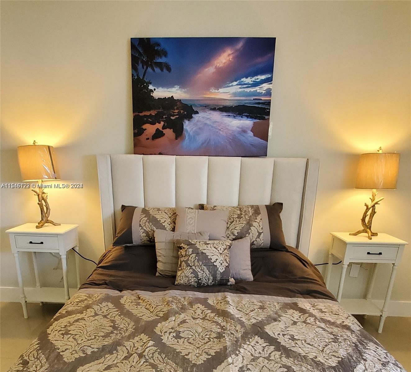 2457 Collins Ave 606, Miami Beach, Florida 33140, 2 Bedrooms Bedrooms, ,2 BathroomsBathrooms,Residentiallease,For Rent,2457 Collins Ave 606,A11546122