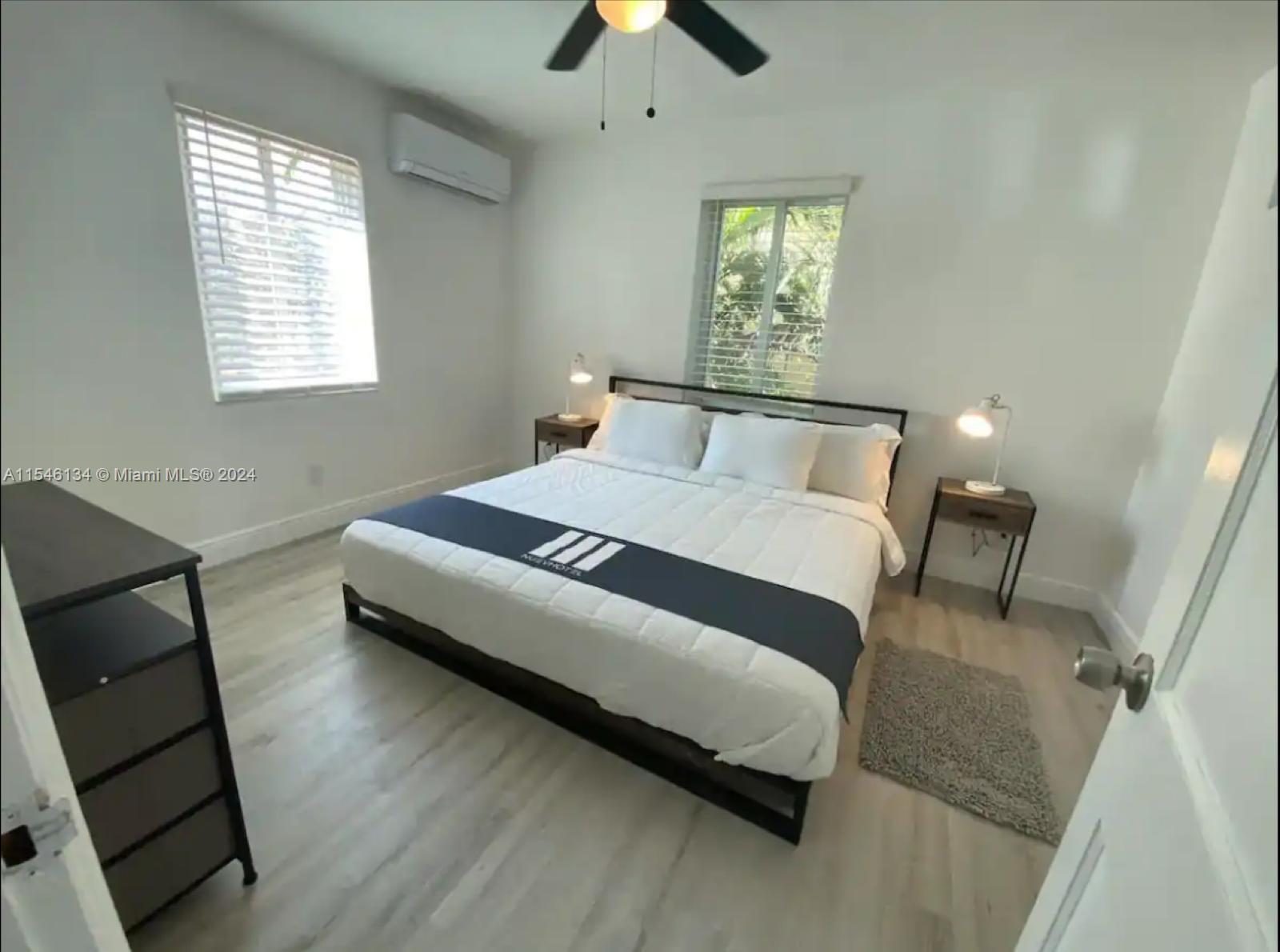 329 Madison St 9, Hollywood, Florida 33019, 1 Bedroom Bedrooms, ,1 BathroomBathrooms,Residentiallease,For Rent,329 Madison St 9,A11546134