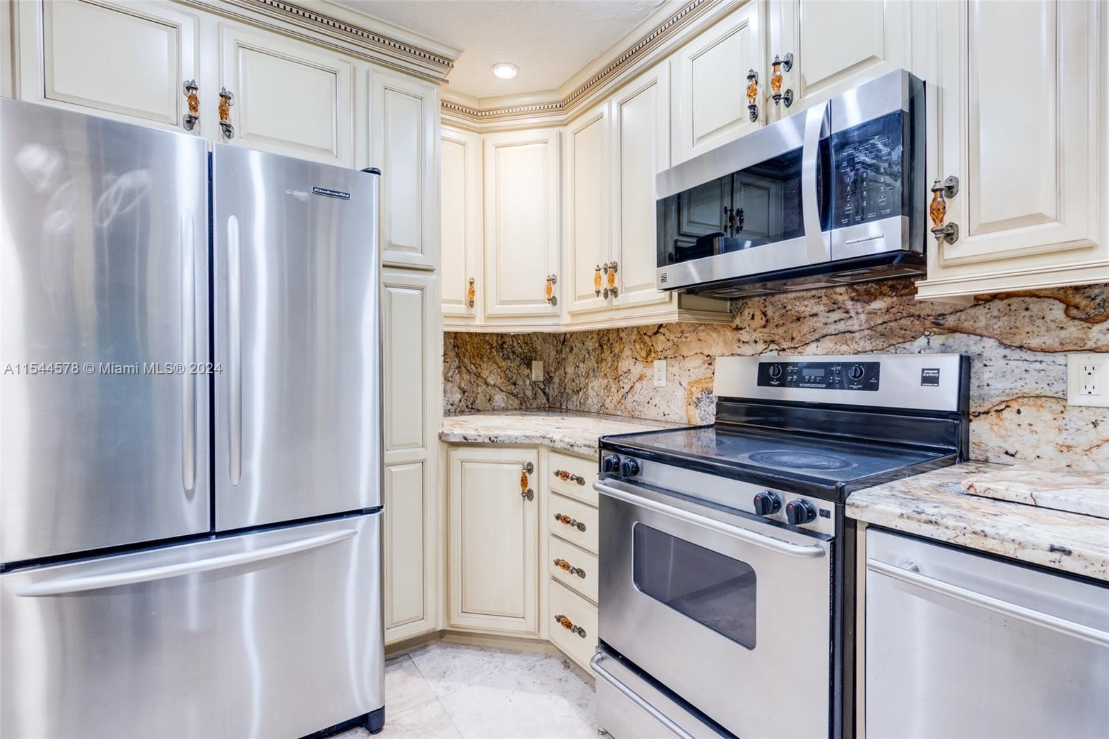 21224 Harbor Way 231, Aventura, Florida 33180, 3 Bedrooms Bedrooms, ,2 BathroomsBathrooms,Residential,For Sale,21224 Harbor Way 231,A11544578