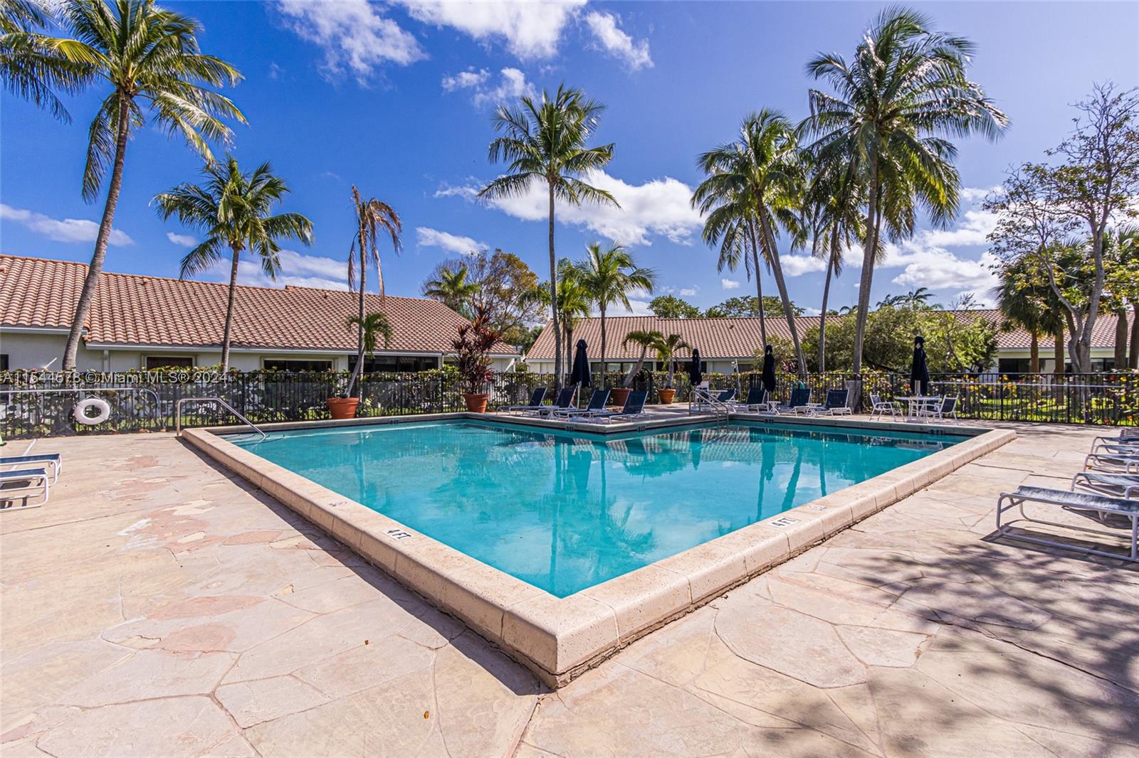 21224 Harbor Way 231, Aventura, Florida 33180, 3 Bedrooms Bedrooms, ,2 BathroomsBathrooms,Residential,For Sale,21224 Harbor Way 231,A11544578