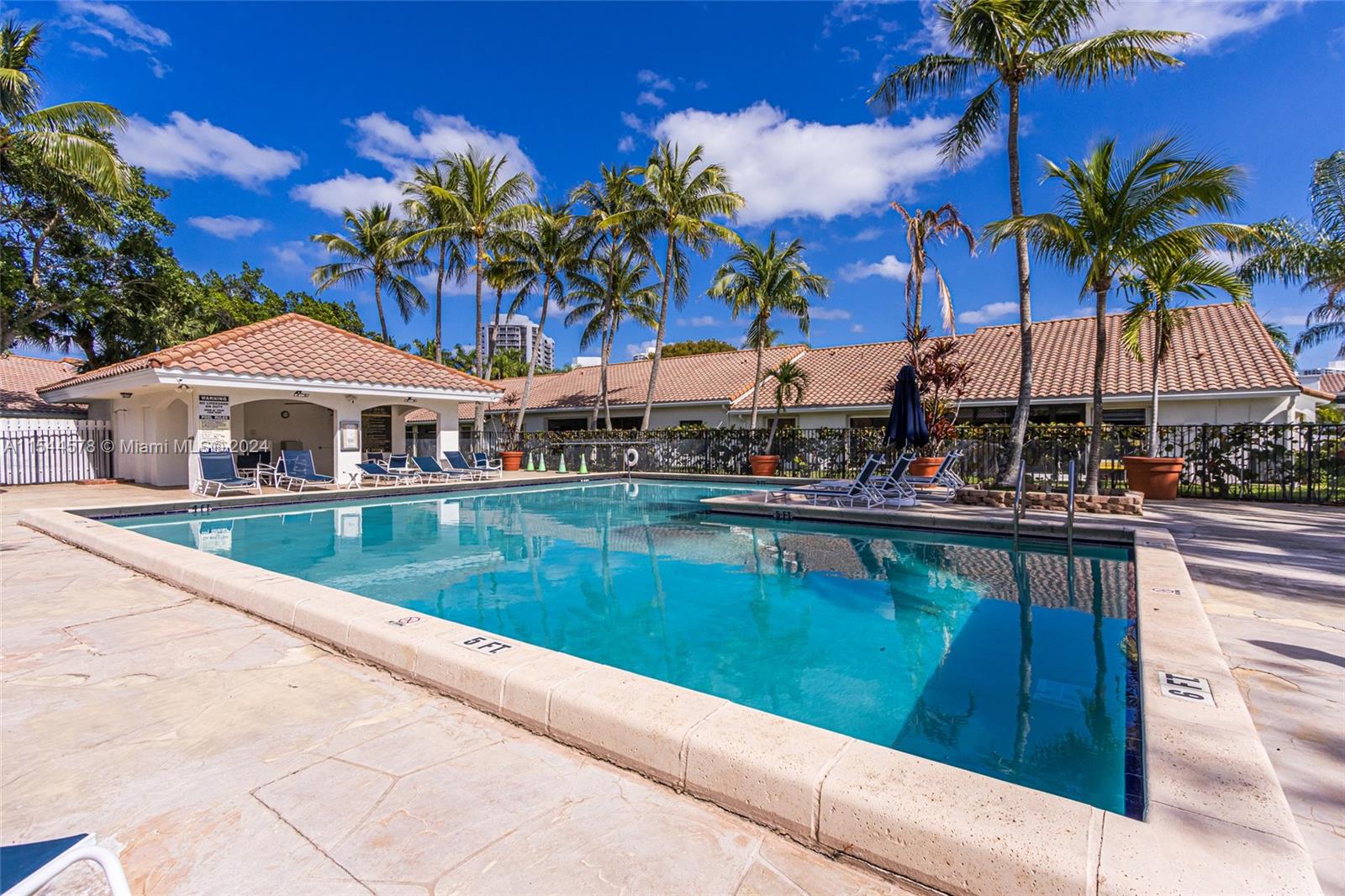 21224 Harbor Way 231, Aventura, Florida 33180, 3 Bedrooms Bedrooms, ,2 BathroomsBathrooms,Residential,For Sale,21224 Harbor Way 231,A11544578