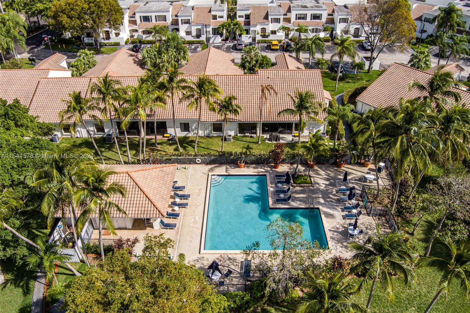 21224 Harbor Way 231, Aventura, Florida 33180, 3 Bedrooms Bedrooms, ,2 BathroomsBathrooms,Residential,For Sale,21224 Harbor Way 231,A11544578