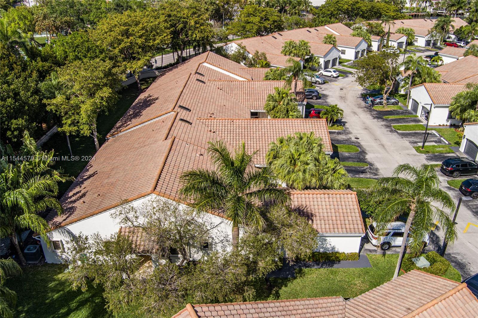 21224 Harbor Way, Aventura, FL, 33180 United States, 3 Bedrooms Bedrooms, ,2 BathroomsBathrooms,Residential,For Sale,Harbor Way,A11544578