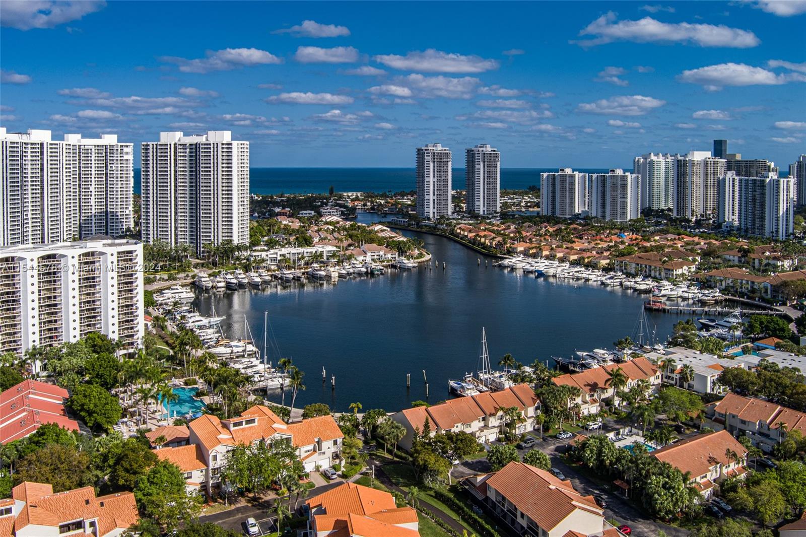 21224 Harbor Way 231, Aventura, Florida 33180, 3 Bedrooms Bedrooms, ,2 BathroomsBathrooms,Residential,For Sale,21224 Harbor Way 231,A11544578