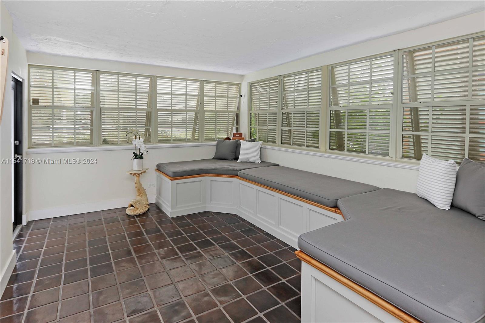 1633 Adams St, Hollywood, Florida 33020, 2 Bedrooms Bedrooms, ,1 BathroomBathrooms,Residential,For Sale,1633 Adams St,A11541718