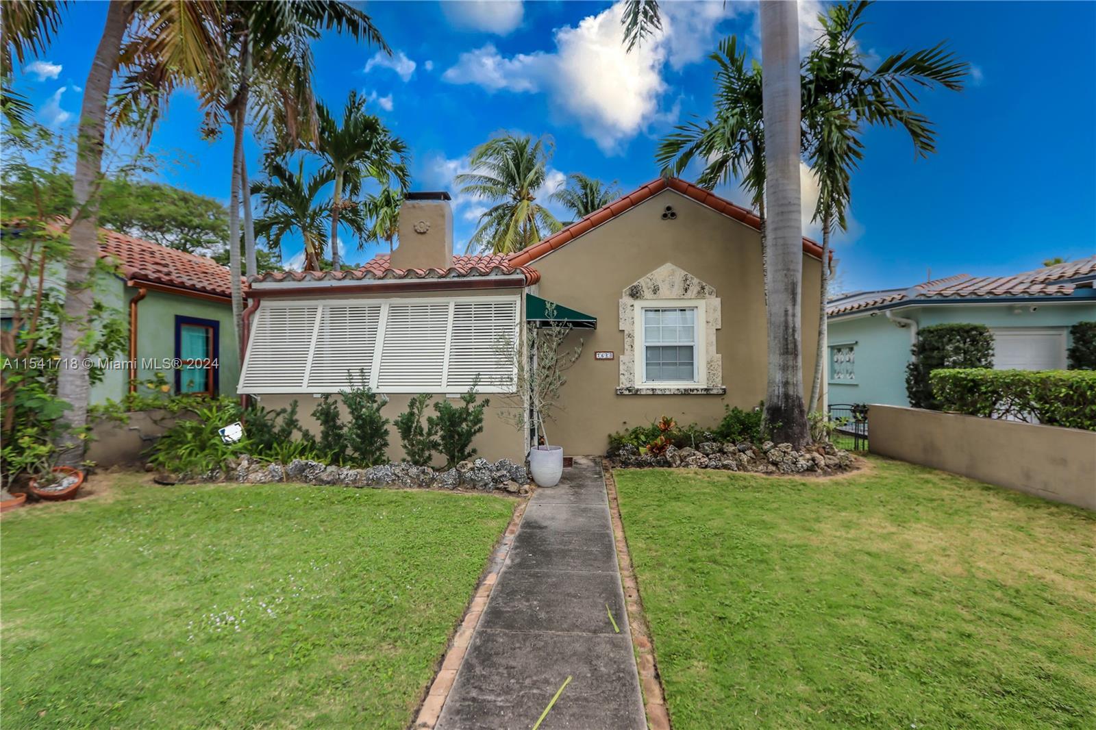 1633 Adams St, Hollywood, Florida 33020, 2 Bedrooms Bedrooms, ,1 BathroomBathrooms,Residential,For Sale,1633 Adams St,A11541718