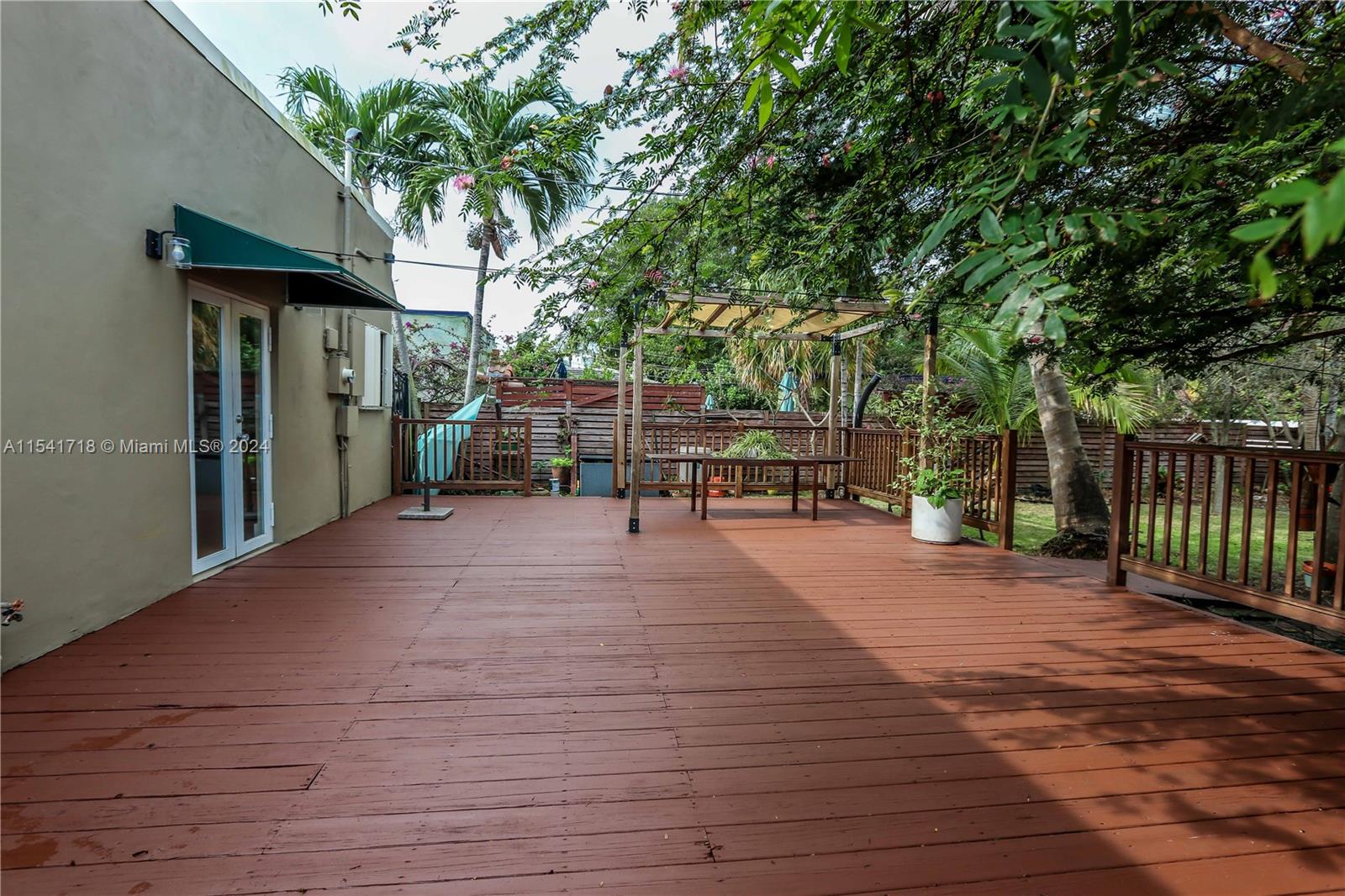 1633 Adams St, Hollywood, Florida 33020, 2 Bedrooms Bedrooms, ,1 BathroomBathrooms,Residential,For Sale,1633 Adams St,A11541718