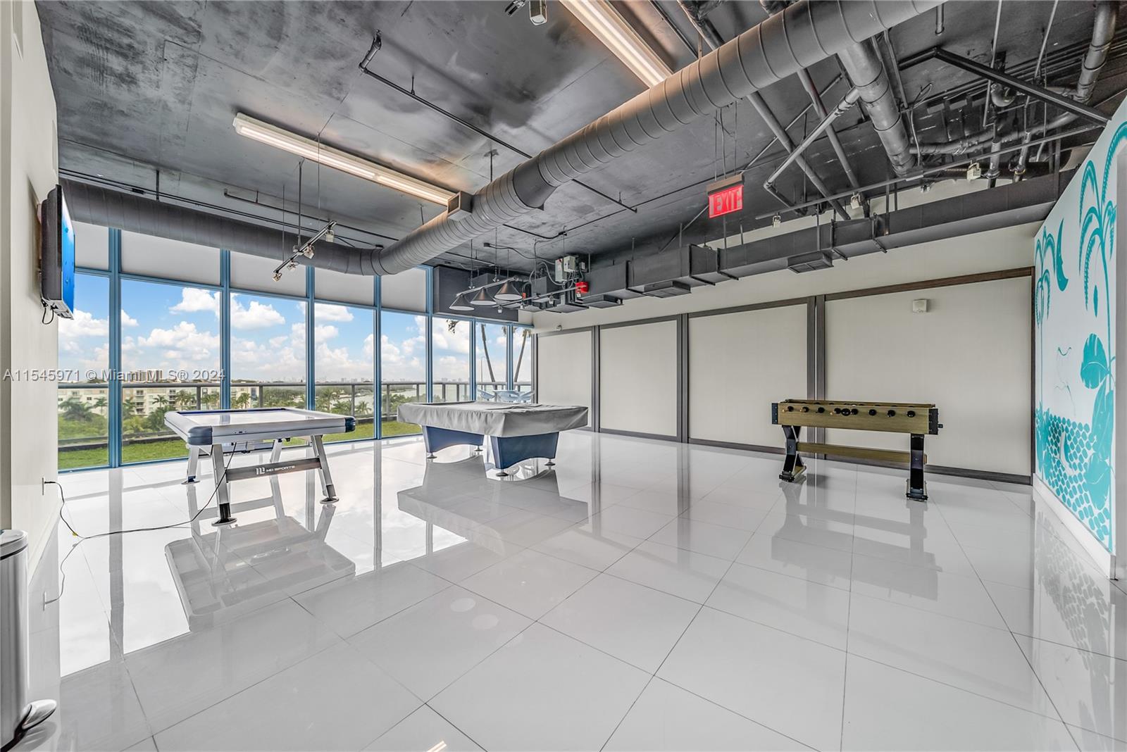 601 NE 36th St 705, Miami, Florida 33137, 1 Bedroom Bedrooms, ,1 BathroomBathrooms,Residential,For Sale,601 NE 36th St 705,A11545971