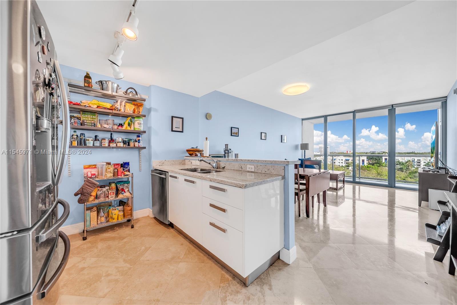 601 NE 36th St 705, Miami, Florida 33137, 1 Bedroom Bedrooms, ,1 BathroomBathrooms,Residential,For Sale,601 NE 36th St 705,A11545971