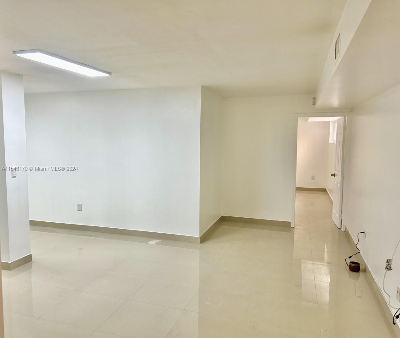 6990 NW 186th St 4-312, Hialeah, Florida 33015, 1 Bedroom Bedrooms, ,1 BathroomBathrooms,Residentiallease,For Rent,6990 NW 186th St 4-312,A11546179