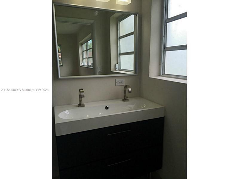 740 NE 179 TE, North Miami Beach, Florida 33162, 4 Bedrooms Bedrooms, ,2 BathroomsBathrooms,Residentiallease,For Rent,740 NE 179 TE,A11544889