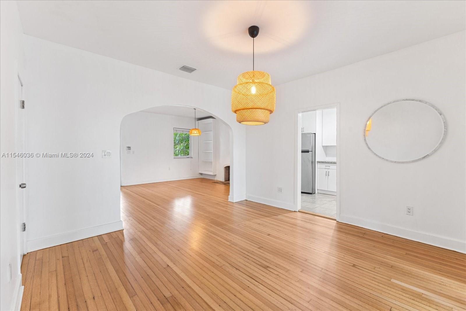 1209 San Miguel Ave, Coral Gables, Florida 33134, 2 Bedrooms Bedrooms, ,2 BathroomsBathrooms,Residential,For Sale,1209 San Miguel Ave,A11546036