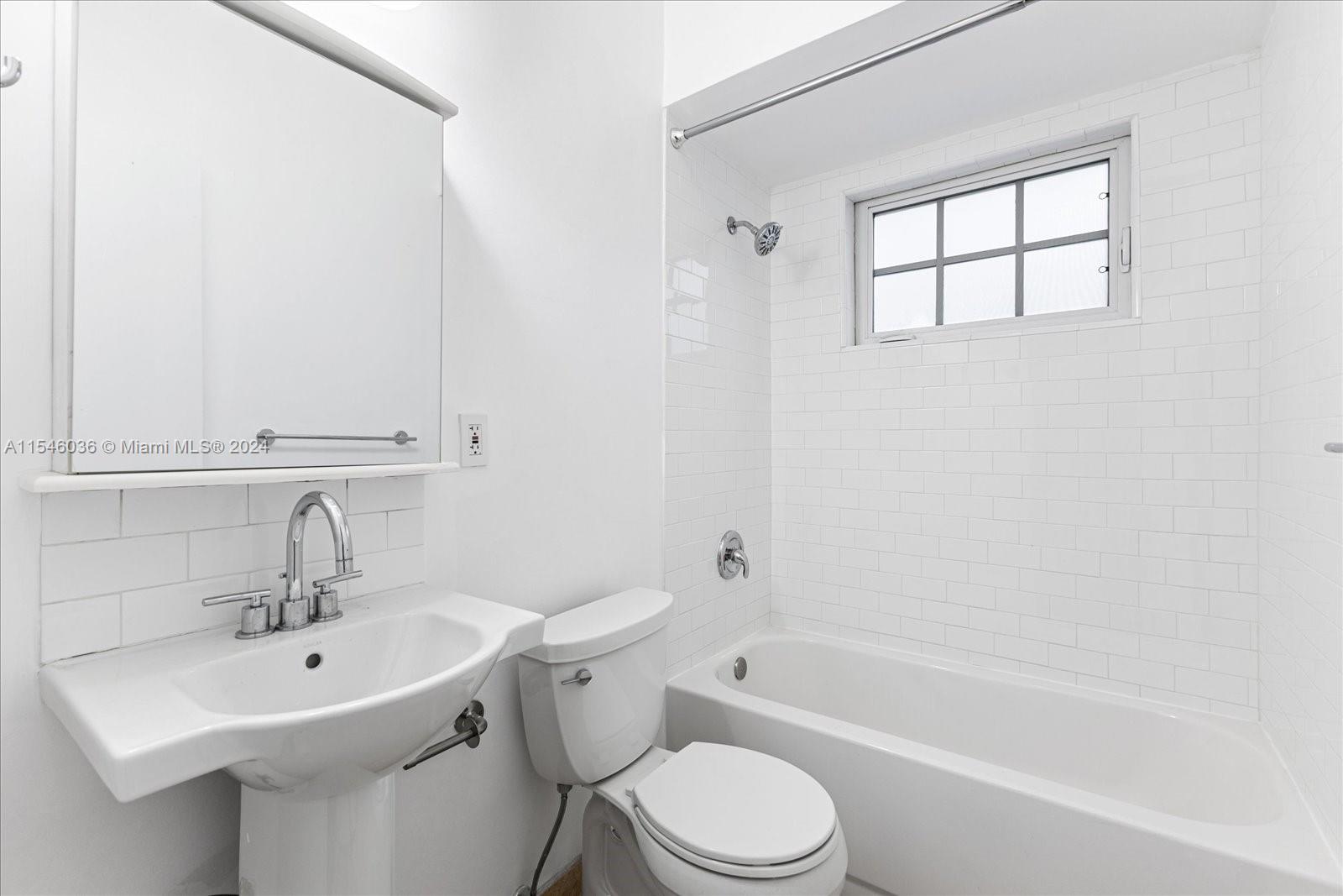 1209 San Miguel Ave, Coral Gables, Florida 33134, 2 Bedrooms Bedrooms, ,2 BathroomsBathrooms,Residential,For Sale,1209 San Miguel Ave,A11546036