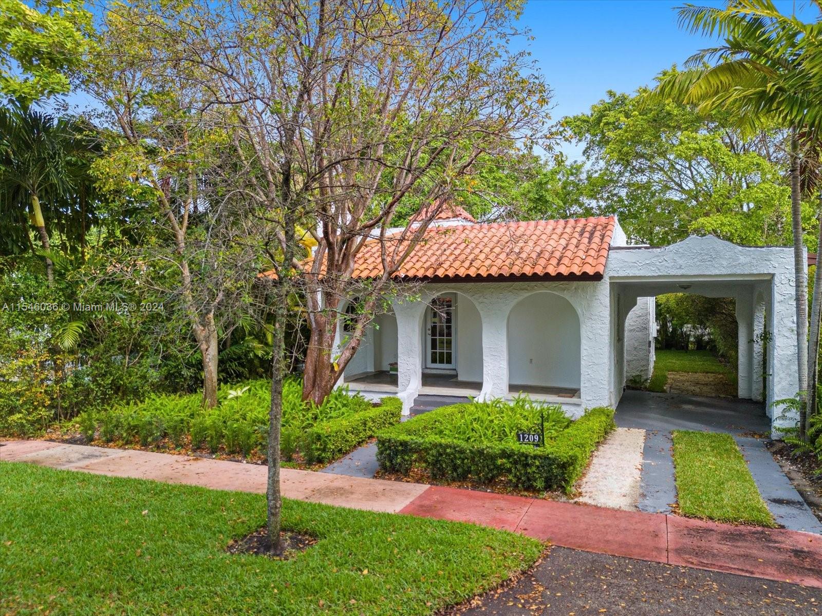 1209 San Miguel Ave, Coral Gables, Florida 33134, 2 Bedrooms Bedrooms, ,2 BathroomsBathrooms,Residential,For Sale,1209 San Miguel Ave,A11546036