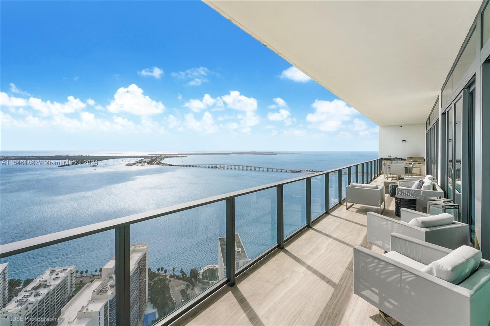1451 Brickell Ave 4602, Miami, Florida 33131, 2 Bedrooms Bedrooms, ,2 BathroomsBathrooms,Residential,For Sale,1451 Brickell Ave 4602,A11546188