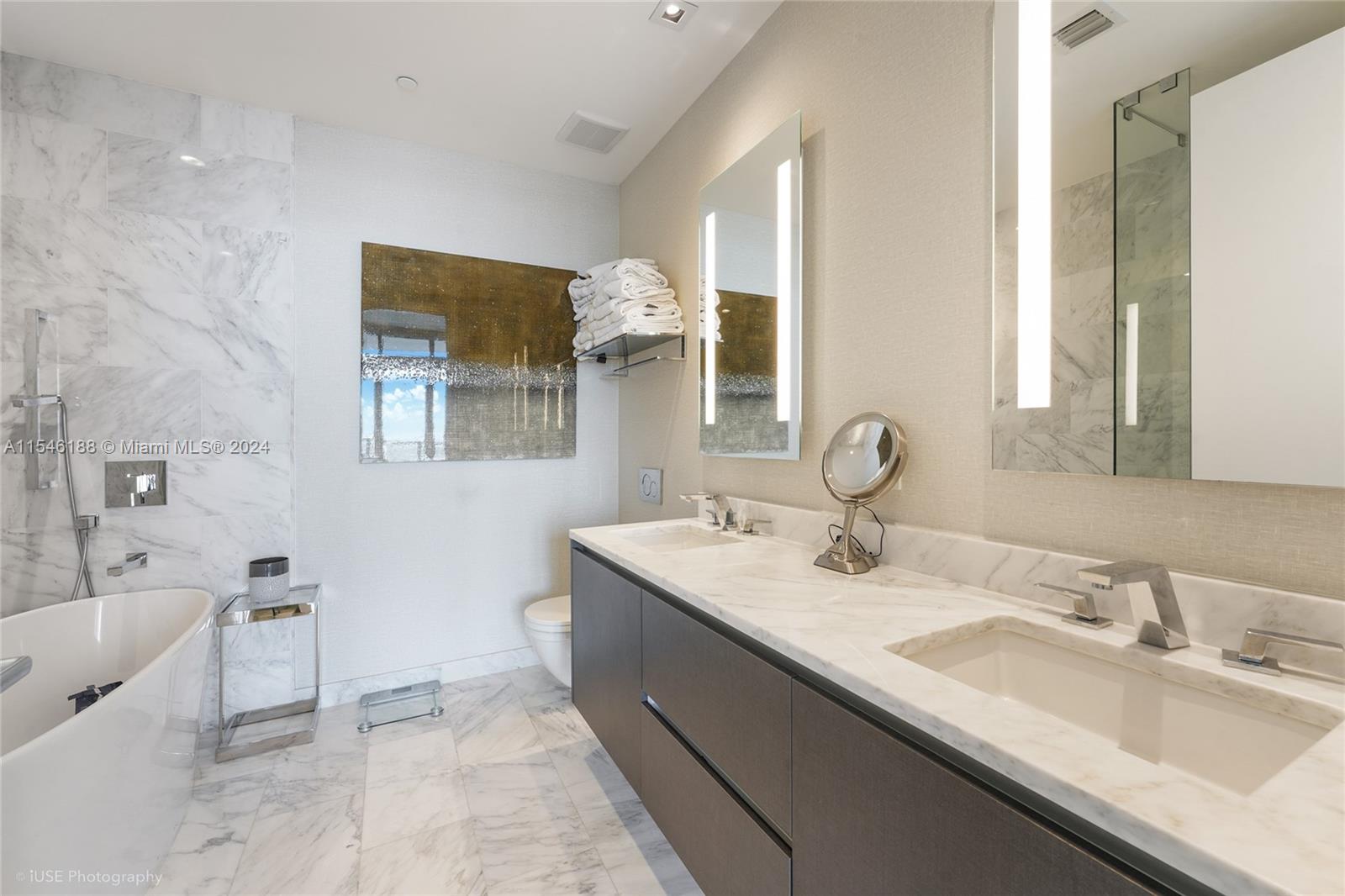 1451 Brickell Ave 4602, Miami, Florida 33131, 2 Bedrooms Bedrooms, ,2 BathroomsBathrooms,Residential,For Sale,1451 Brickell Ave 4602,A11546188